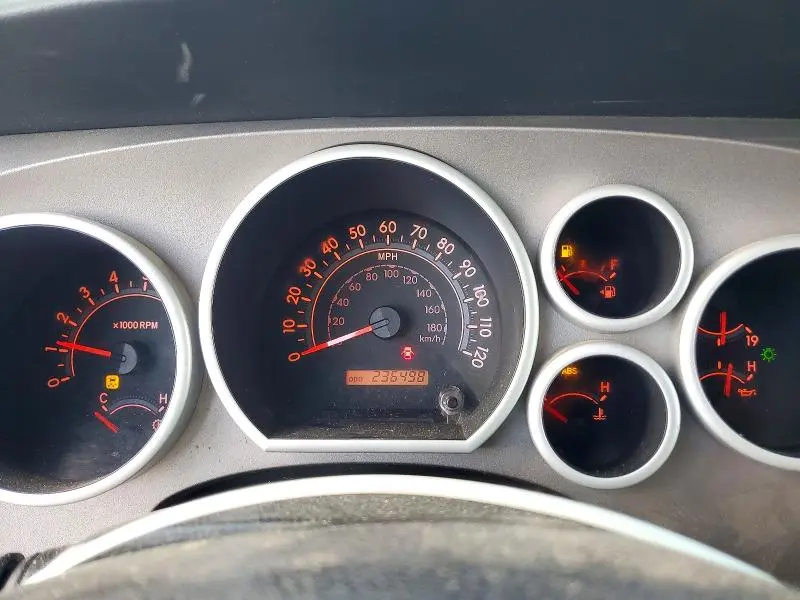 2010 TOYOTA TUNDRA CREWMAX SR5  