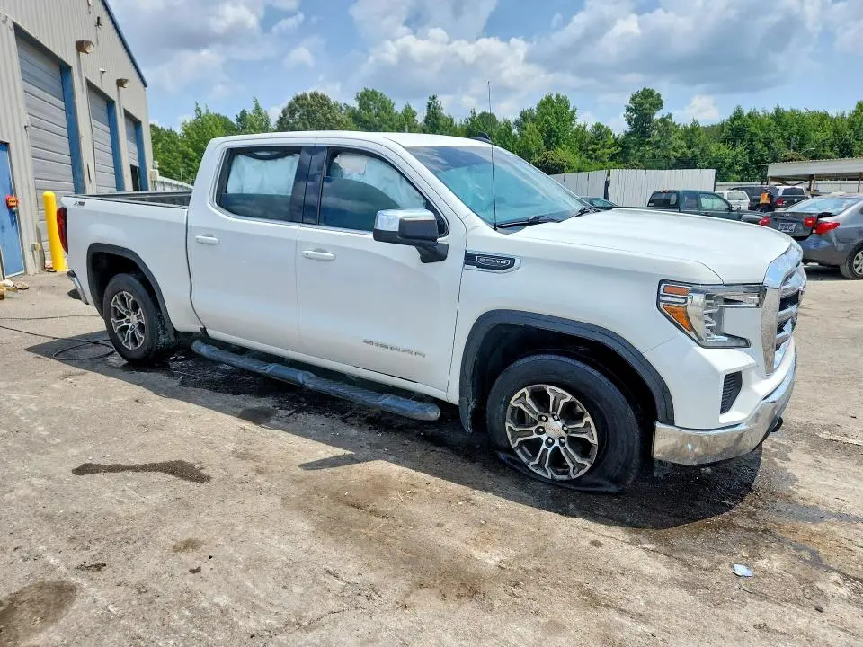 2020 GMC SIERRA K1500 SLE  