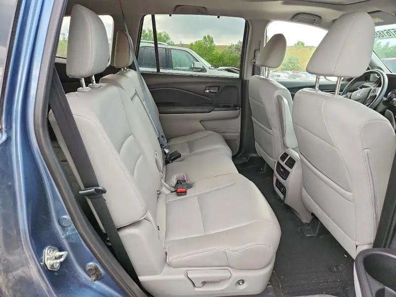 2017 HONDA PILOT TOURING  
