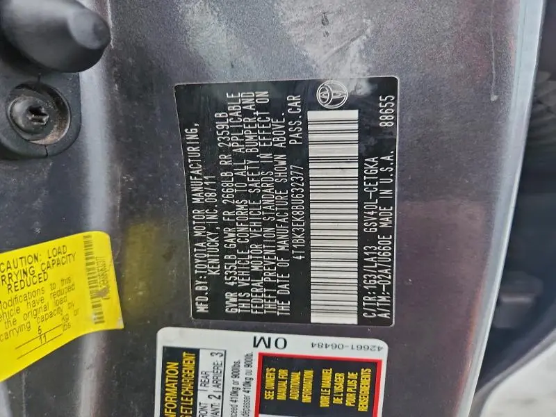 2011 TOYOTA CAMRY SE  