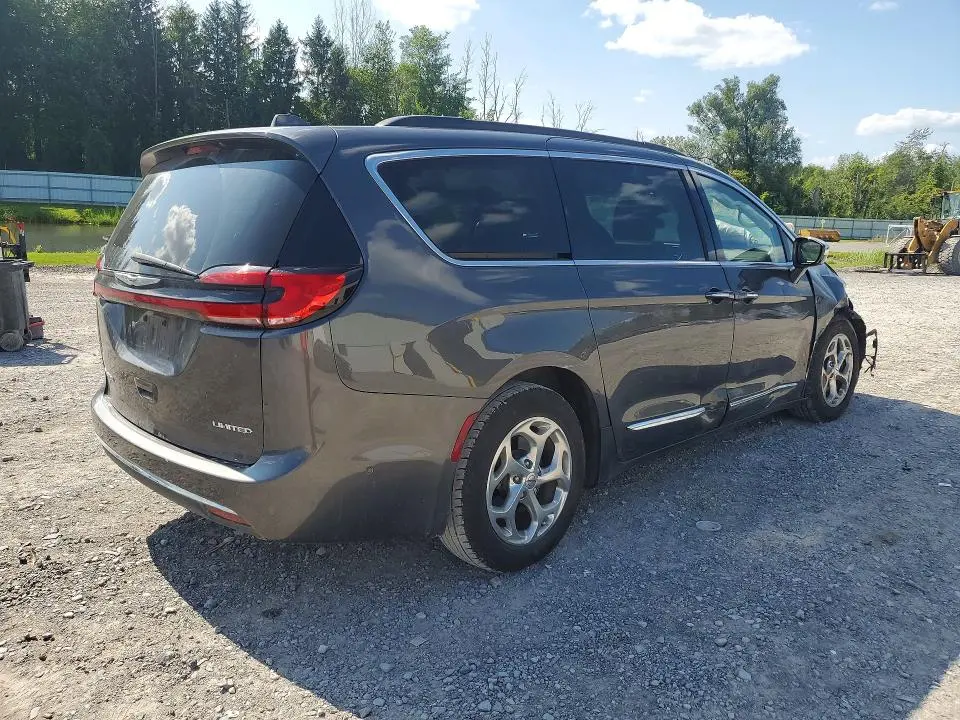 2022 CHRYSLER PACIFICA LIMITED  
