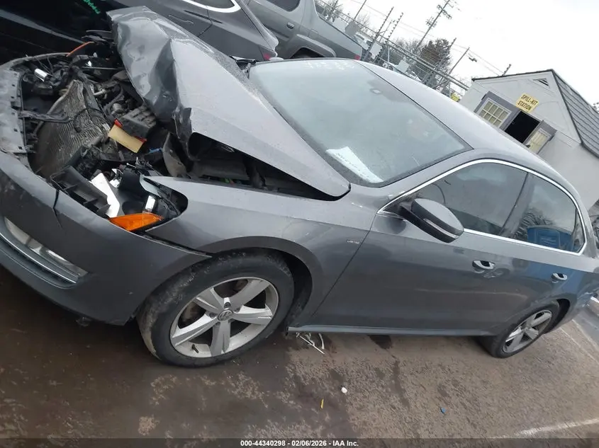2015 VOLKSWAGEN PASSAT 1.8T LIMITED EDITION