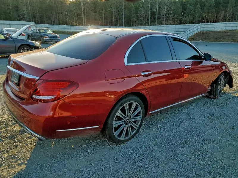 2018 MERCEDES-BENZ E 300  