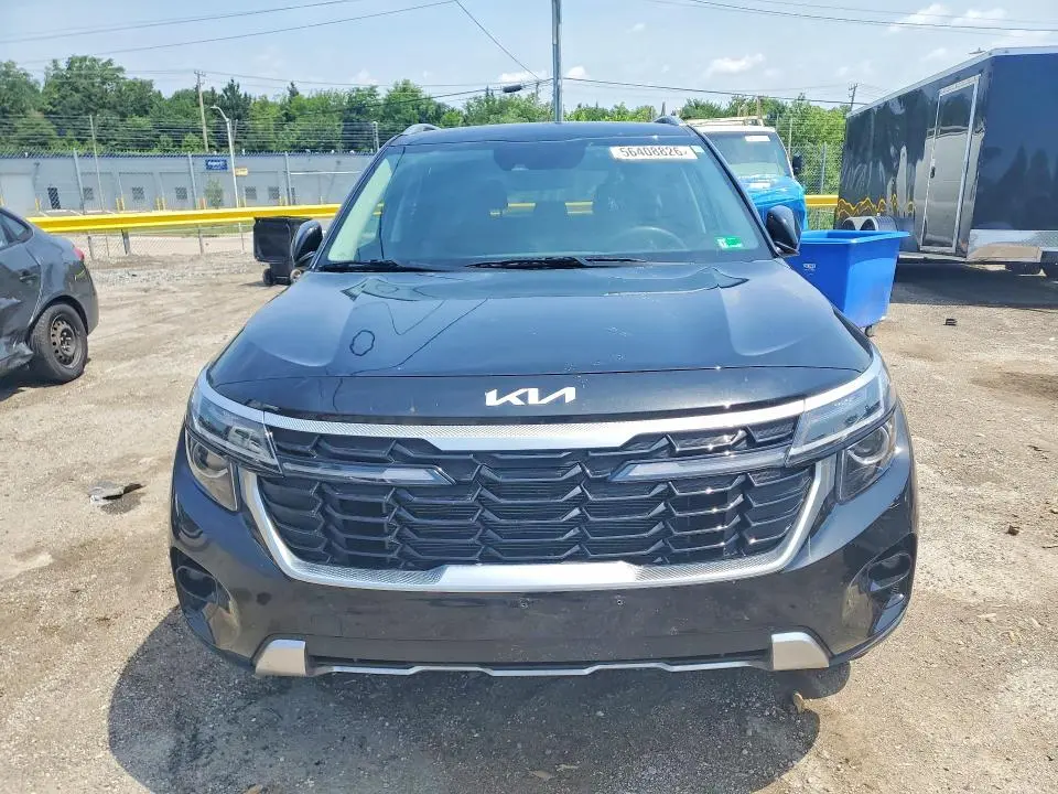 2025 KIA SELTOS EX  