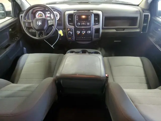 2016 RAM 1500 ST