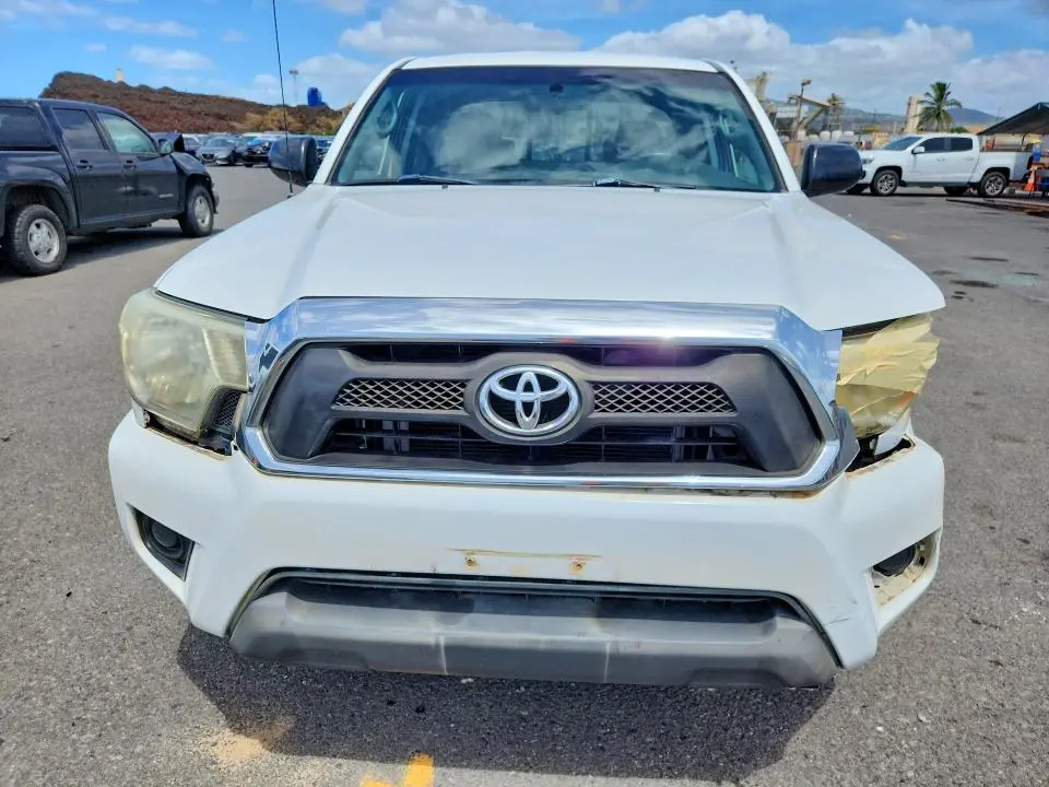 2015 TOYOTA TACOMA BASE  
