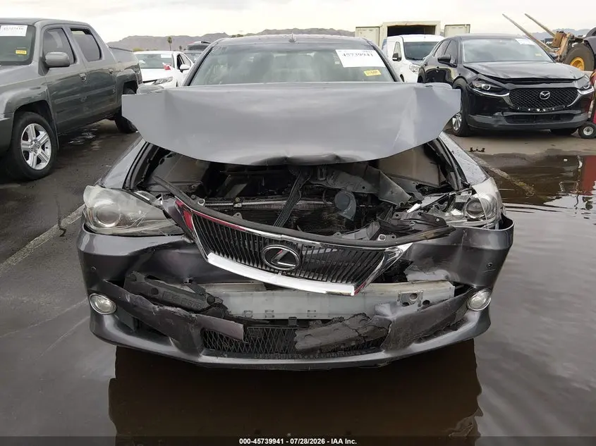 2013 LEXUS IS 250C  
