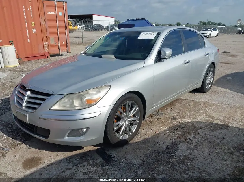 2011 HYUNDAI GENESIS 3.8