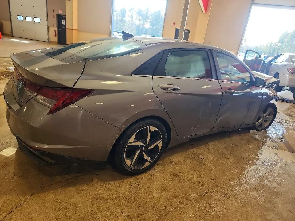 2021 HYUNDAI ELANTRA LIMITED  