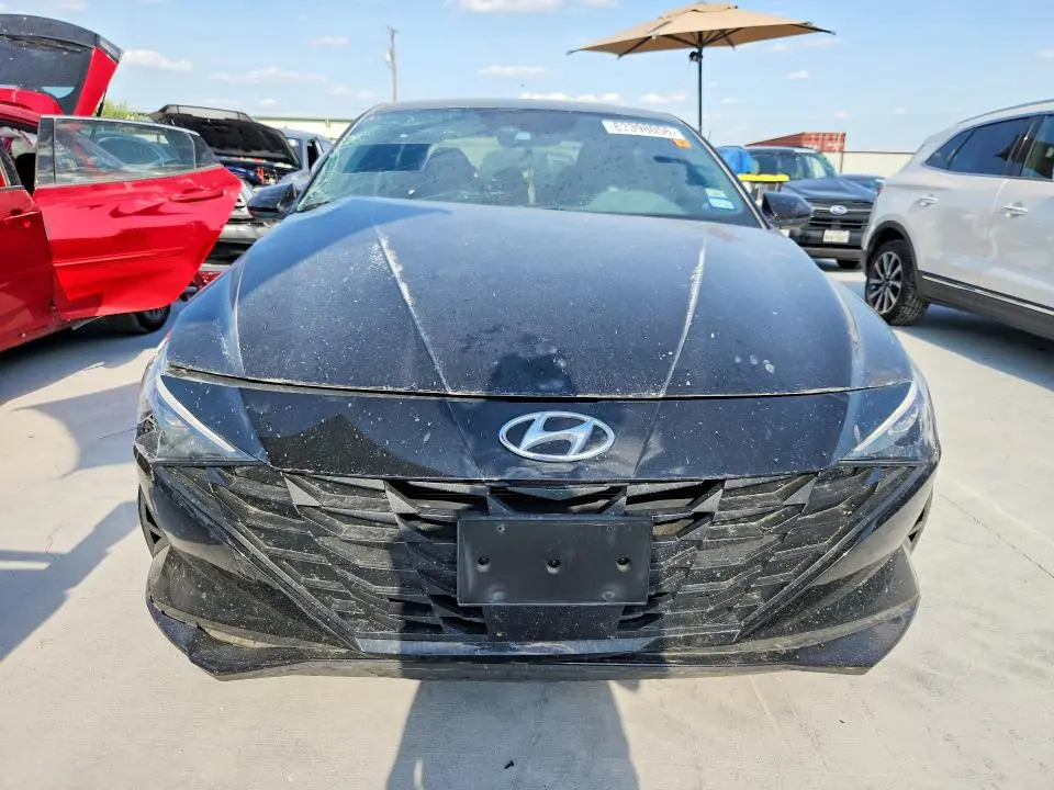 2023 HYUNDAI ELANTRA   