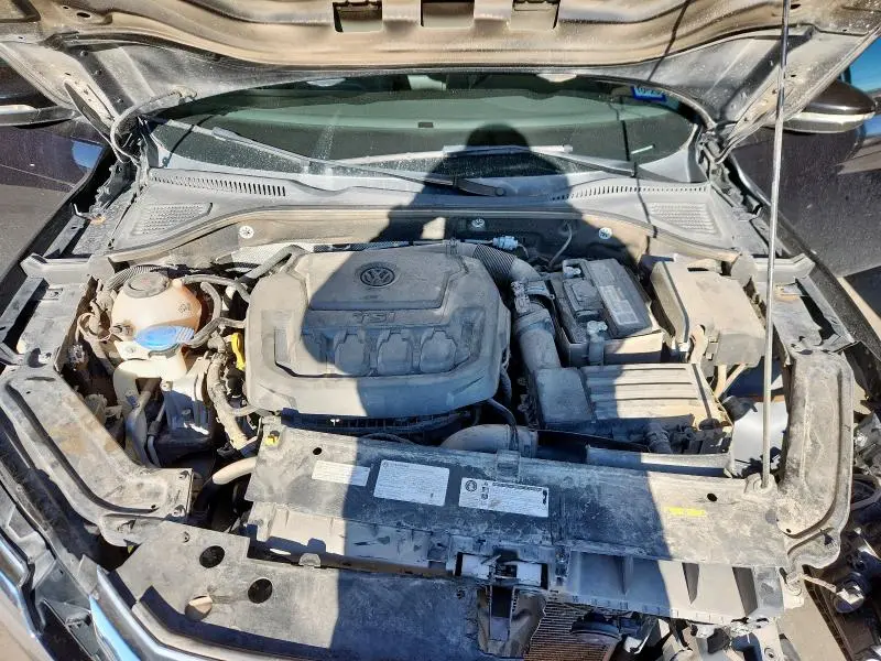 2020 VOLKSWAGEN PASSAT R-LINE