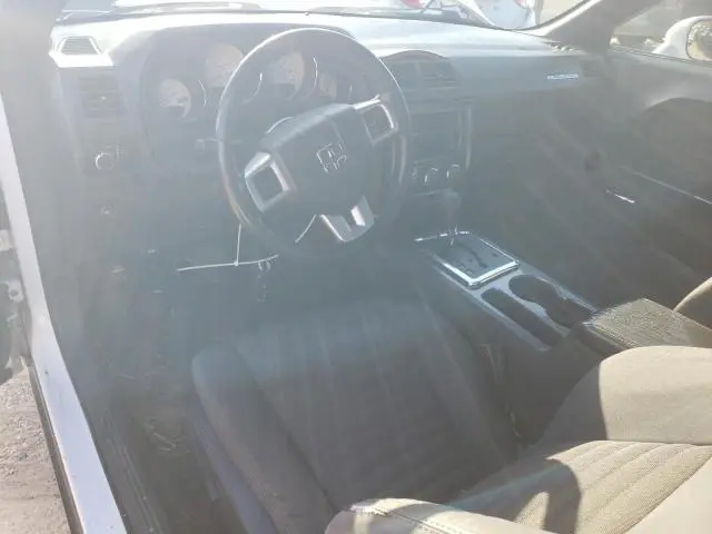 2013 DODGE CHALLENGER SXT  