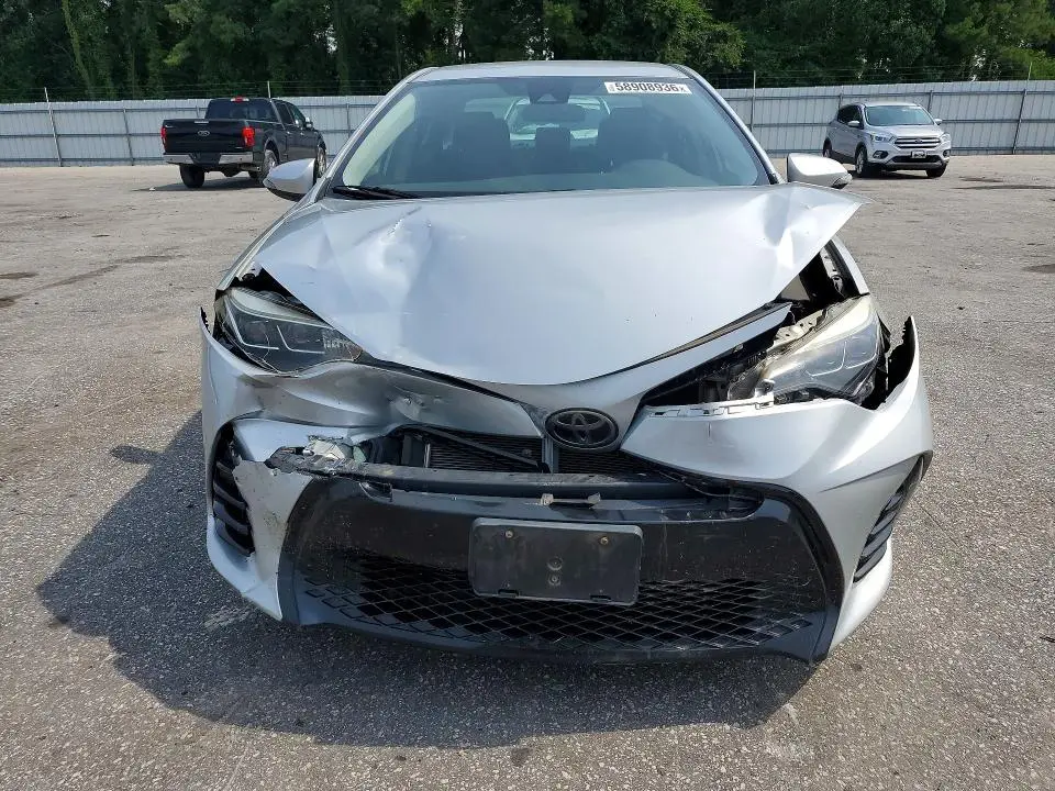 2017 TOYOTA COROLLA SE  