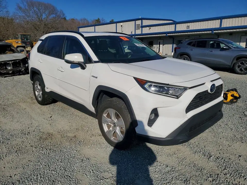 2019 TOYOTA RAV4   