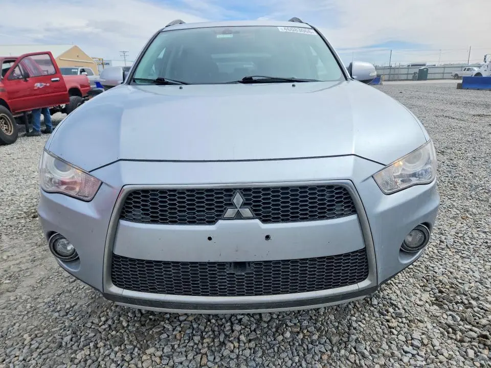 2010 MITSUBISHI OUTLANDER XLS  