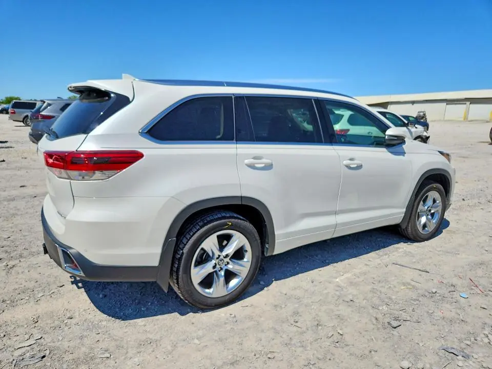2018 TOYOTA HIGHLANDER LIMITED  