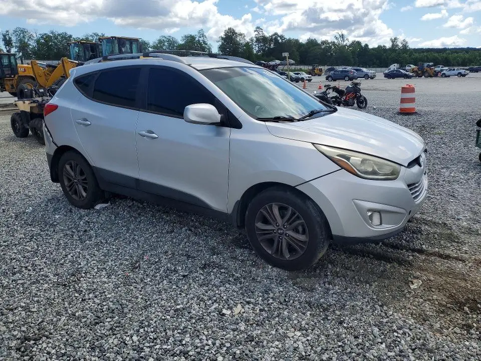 2025 HYUNDAI TUCSON BASE  
