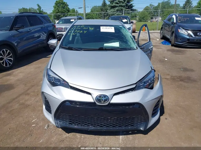 2017 TOYOTA COROLLA SE
