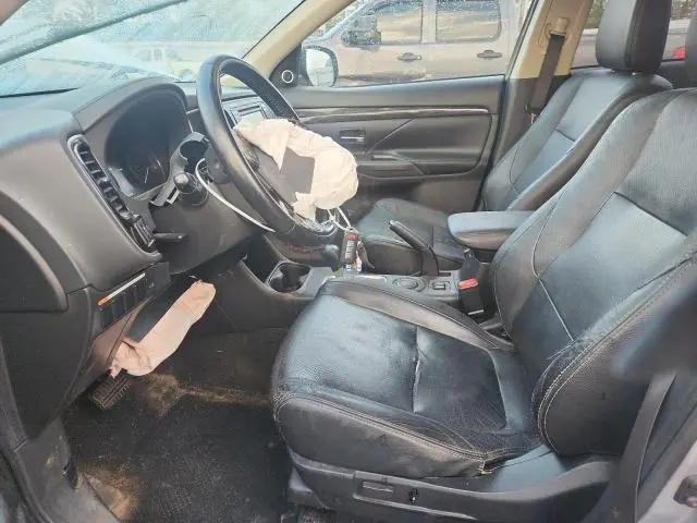 2016 MITSUBISHI OUTLANDER SE  