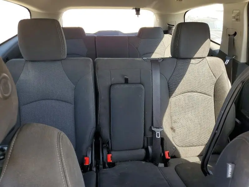 2016 CHEVROLET TRAVERSE LT  
