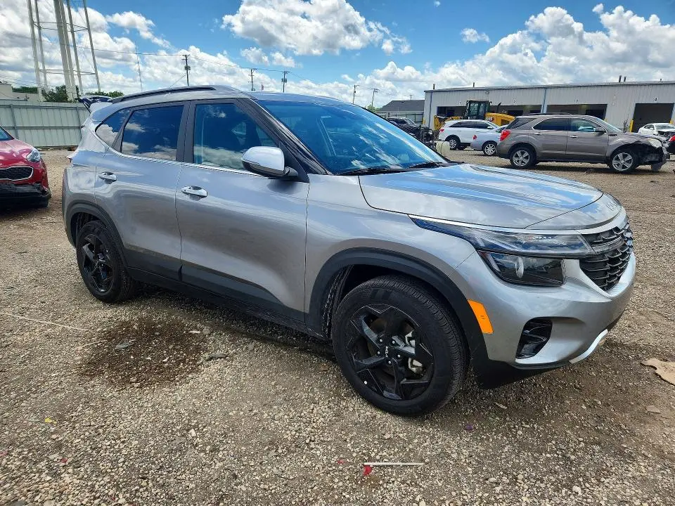 2026 KIA SELTOS EX  