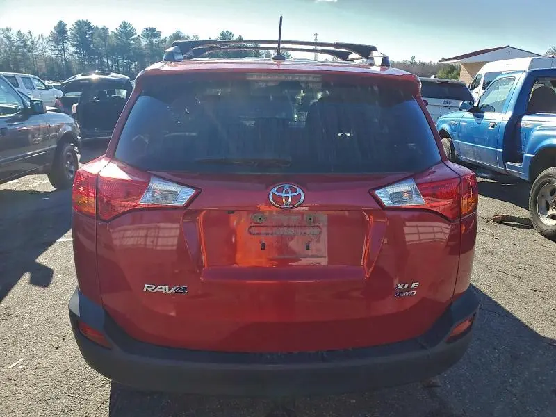 2015 TOYOTA RAV4 XLE  