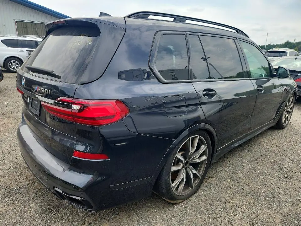 2020 BMW X7 M50I  