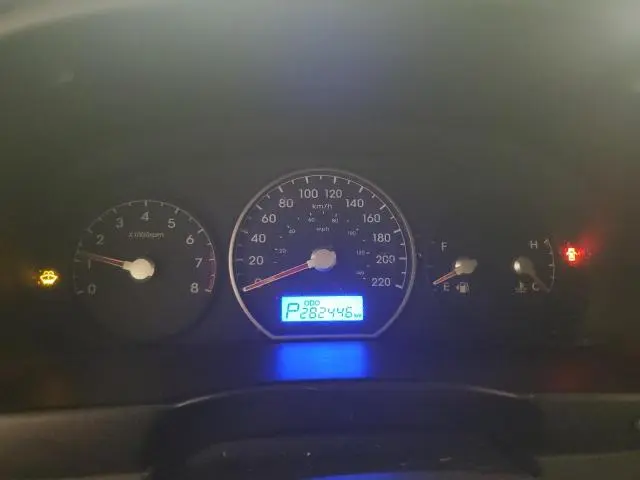 2010 HYUNDAI SANTA FE GLS  