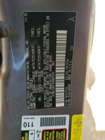2017 TOYOTA SIENNA LE  