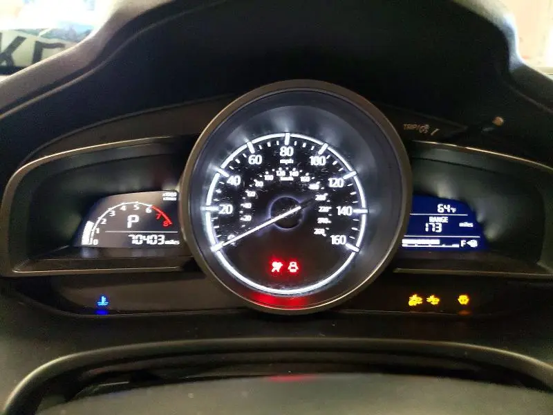 2018 MAZDA 3 TOURING  