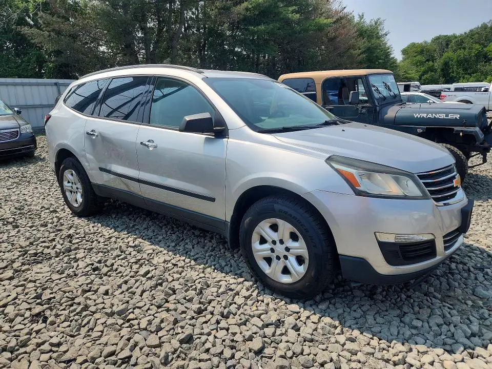 2015 CHEVROLET TRAVERSE LS  