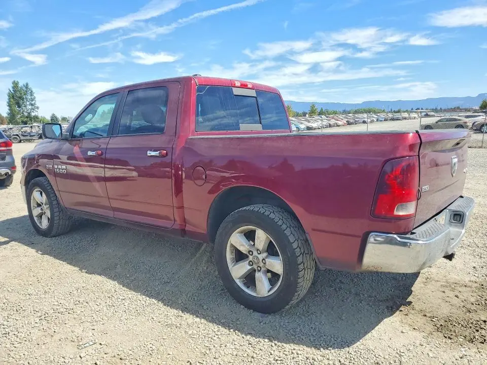 2018 RAM 1500 SLT  