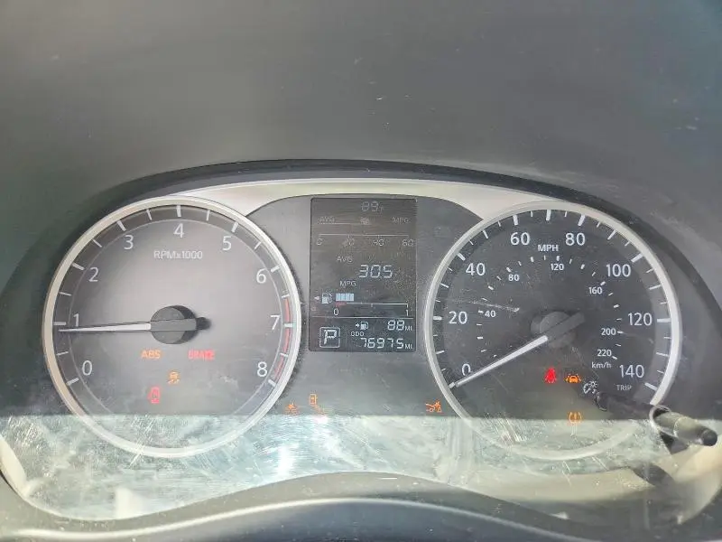 2021 NISSAN KICKS S  