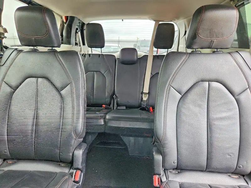 2017 CHRYSLER PACIFICA TOURING L PLUS  