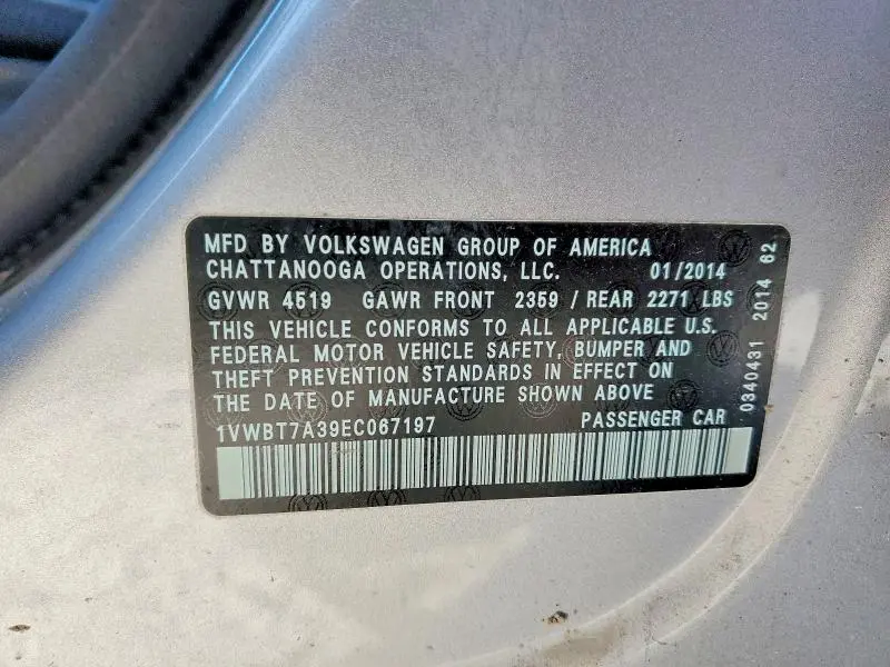 2014 VOLKSWAGEN PASSAT SE  