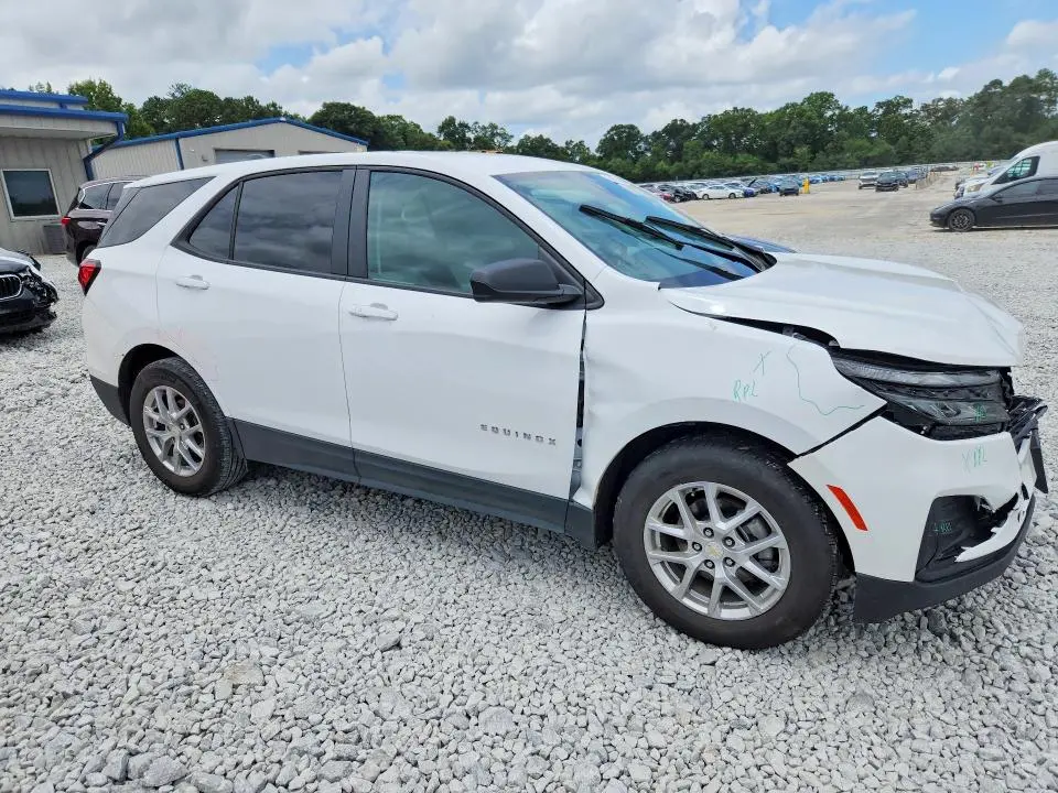 2023 CHEVROLET EQUINOX LS  