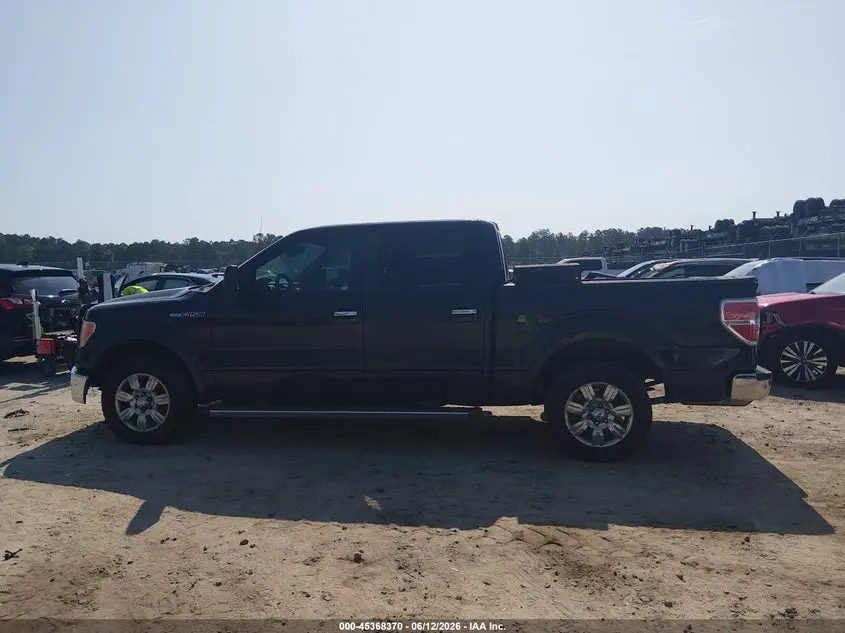 2010 FORD F-150 LARIAT