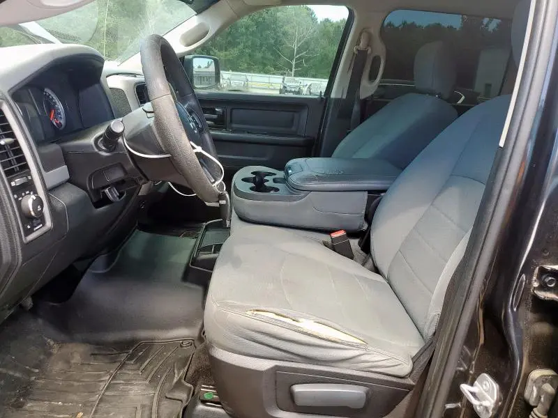 2016 RAM 1500 ST  