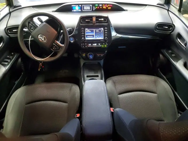 2022 TOYOTA PRIUS LE  