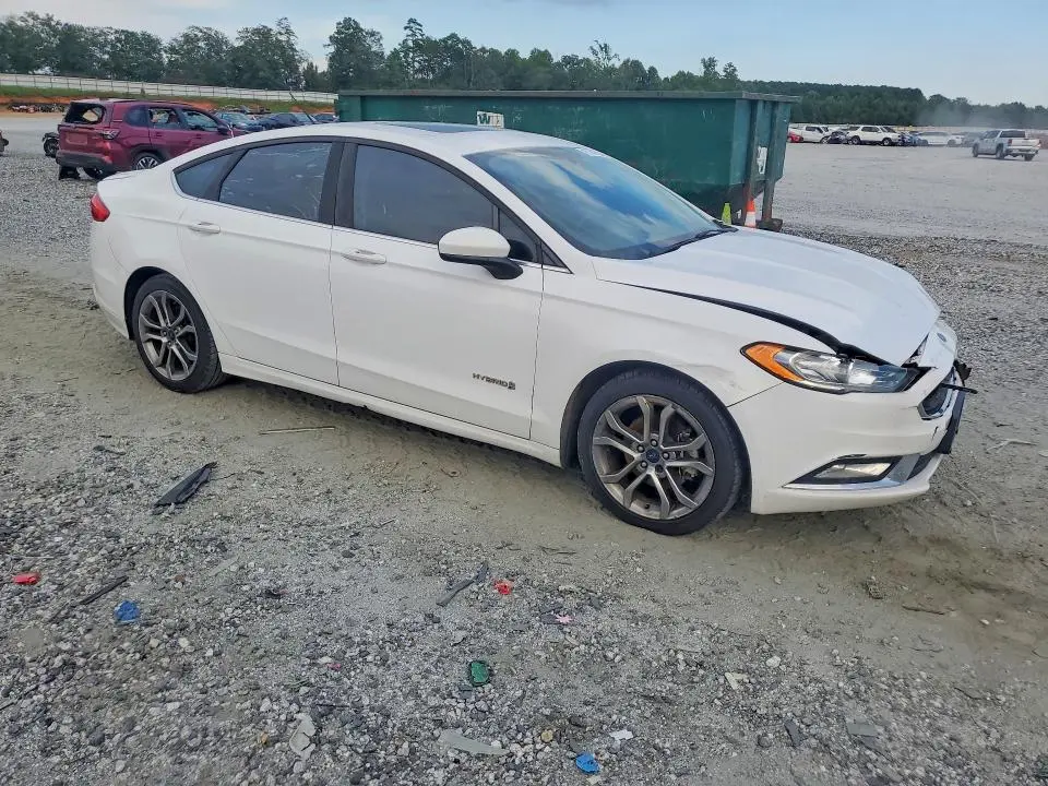 2017 FORD FUSION SE HYBRID  