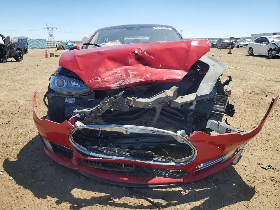 2015 TESLA MODEL S 85  