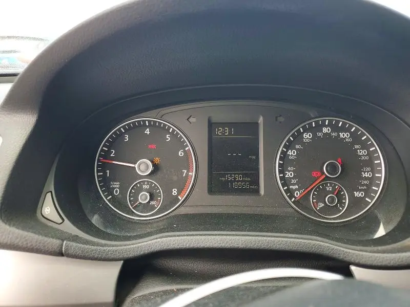 2012 VOLKSWAGEN PASSAT S  