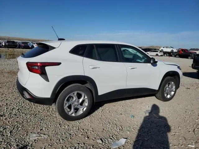 2024 CHEVROLET TRAX LS  