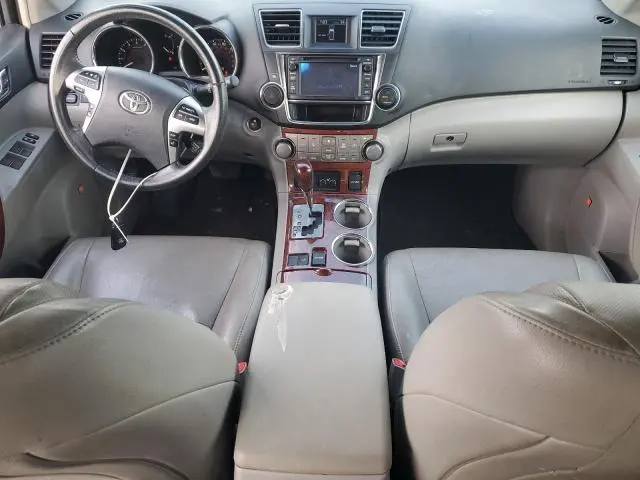 2013 TOYOTA HIGHLANDER LIMITED  