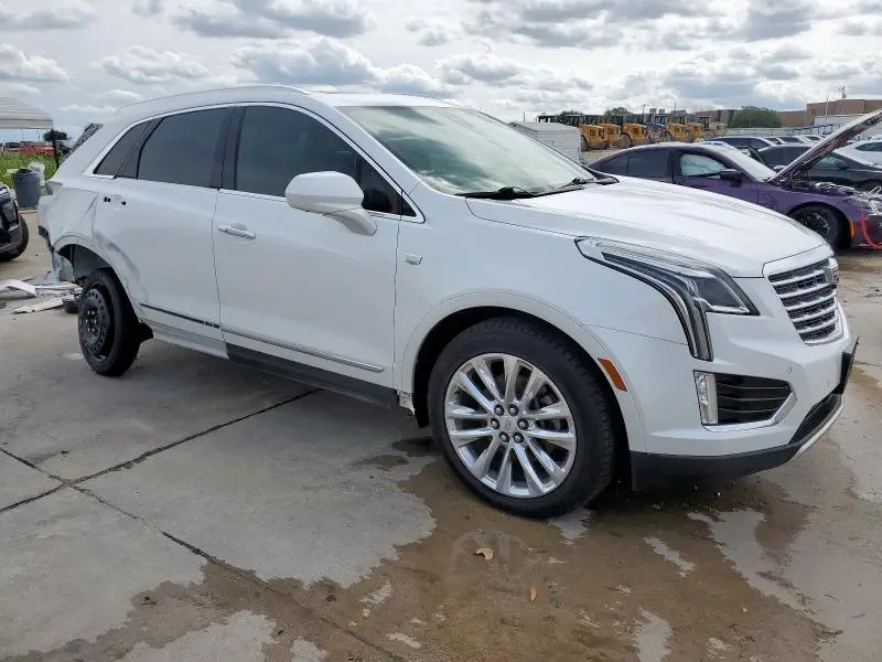 2017 CADILLAC XT5 PLATINUM  