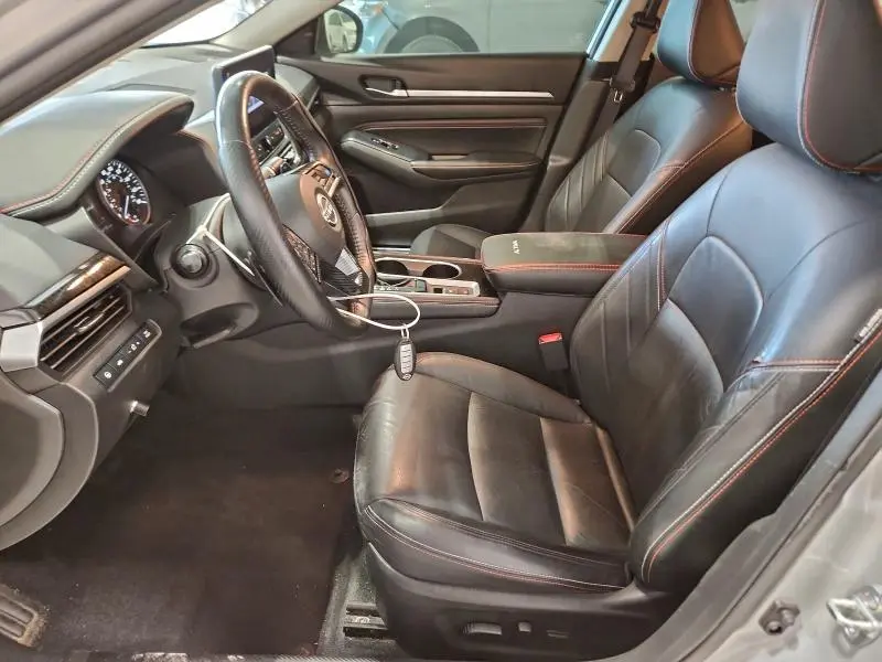2023 NISSAN ALTIMA SR  