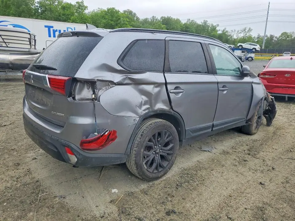 2019 MITSUBISHI OUTLANDER SE  
