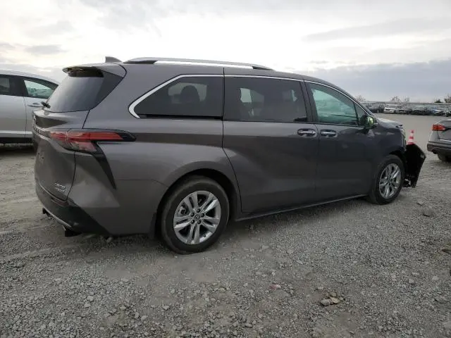 2023 TOYOTA SIENNA LIMITED  