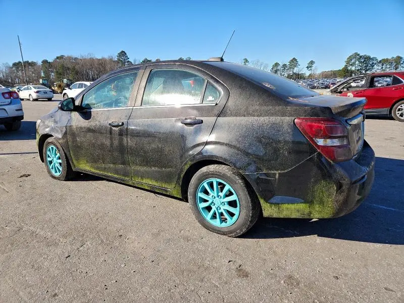 2017 CHEVROLET SONIC LT  