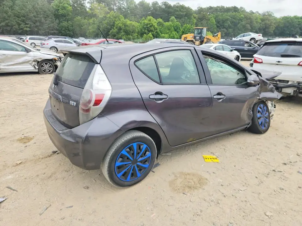 2012 TOYOTA PRIUS C ONE  